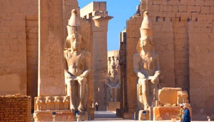 تليجراف: رفع سعر تأشيرة الدخول يهدد الرحلات منخفضة التكلفة إلى مصر