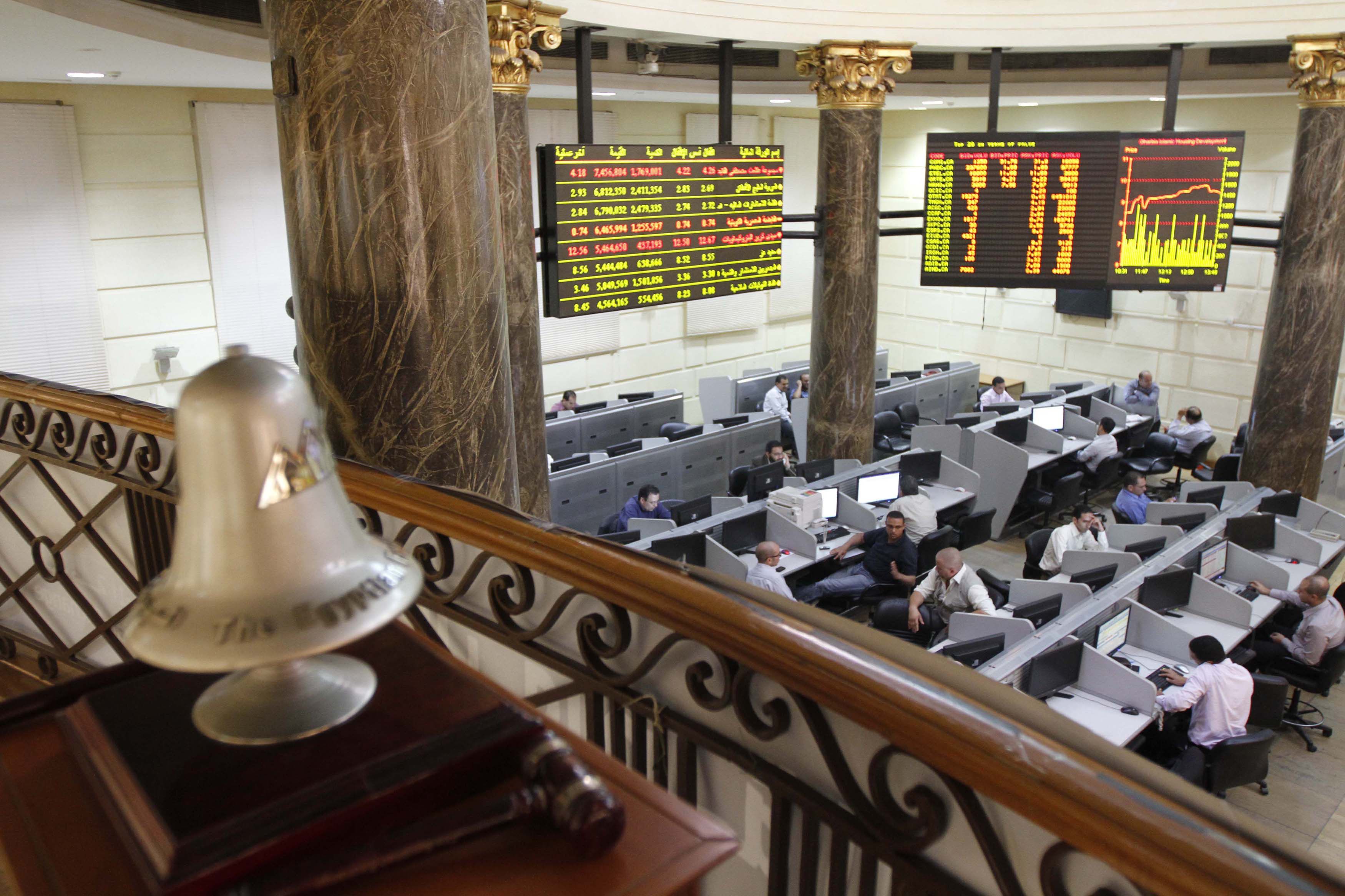 بلومبرج: البورصة المصرية تسجل أسوأ تراجع في العالم